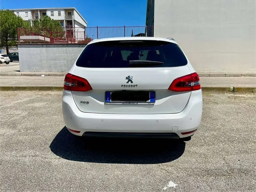 Usata Peugeot 308 SW Allure 114 CV (83 kW) 2015 Bianco Station wagon