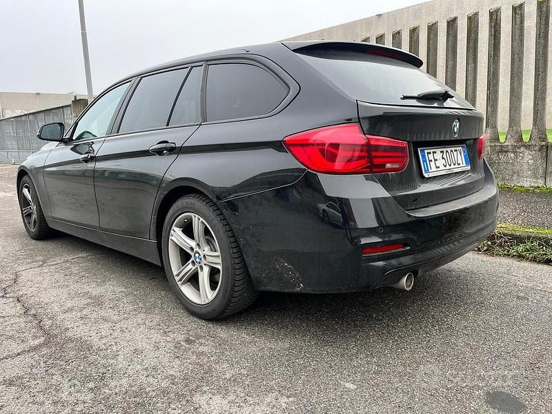 Usata BMW 316 Efficient Dynamics 116 CV (85 kW) 2016 Nero Berlina