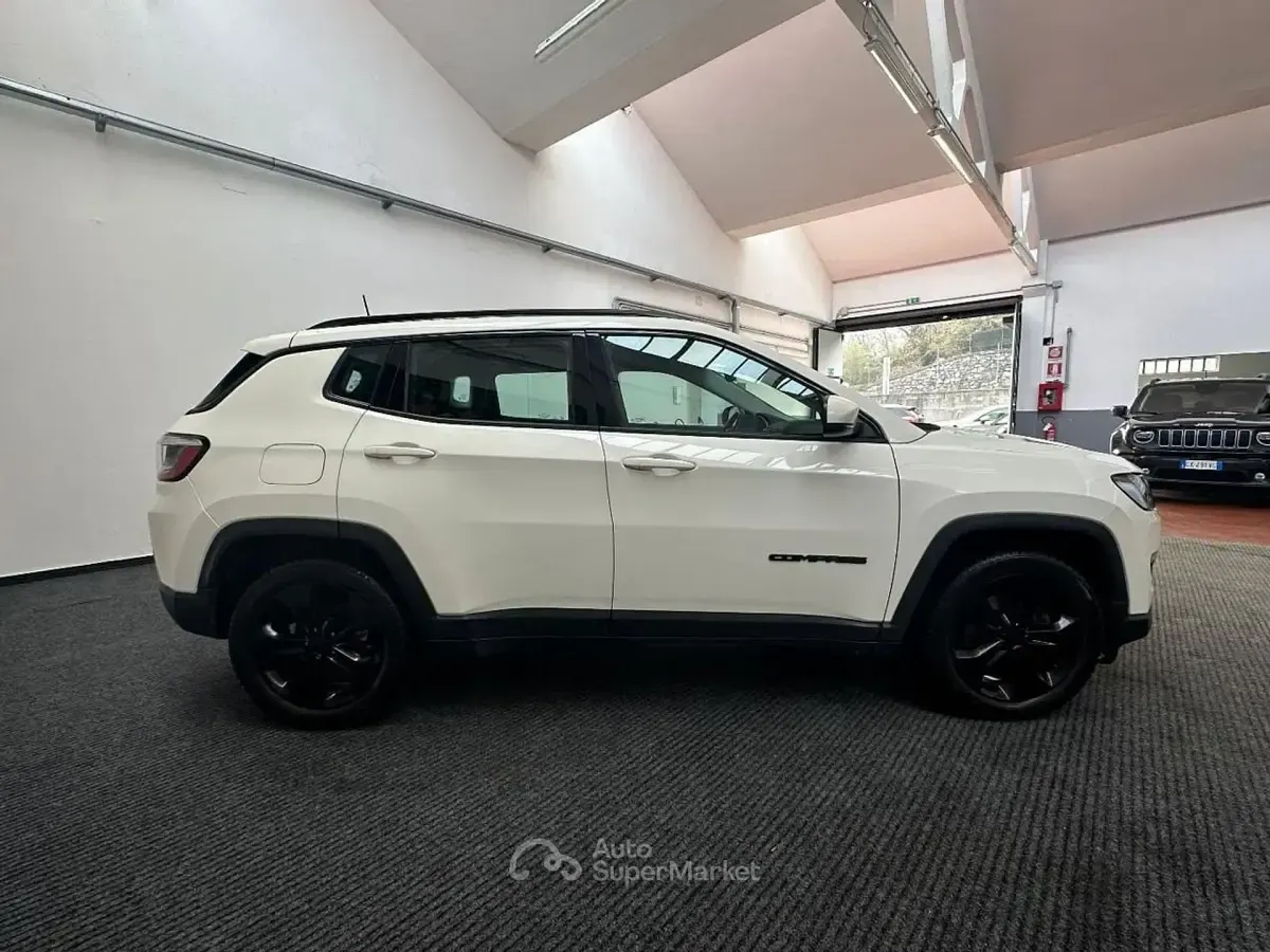 Usata Jeep Compass Night Eagle 120 CV (88 kW) 2020 Bianco SUV