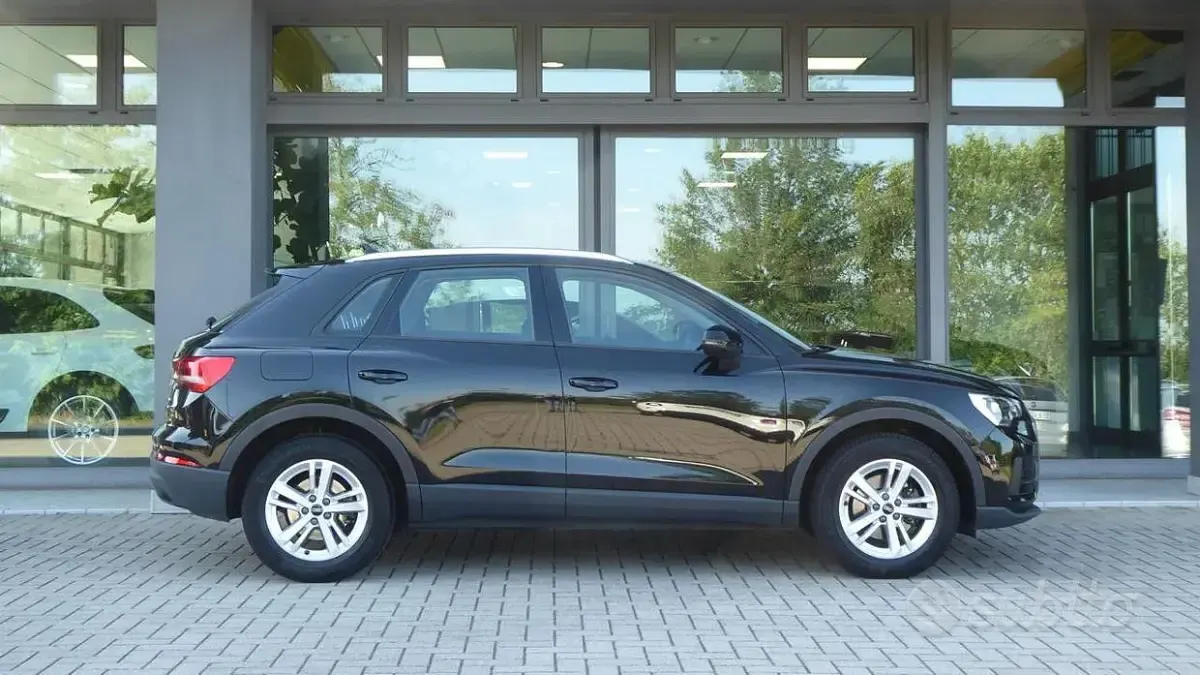 Usata Audi Q3 Business 150 CV (110 kW) 2021 Nero SUV