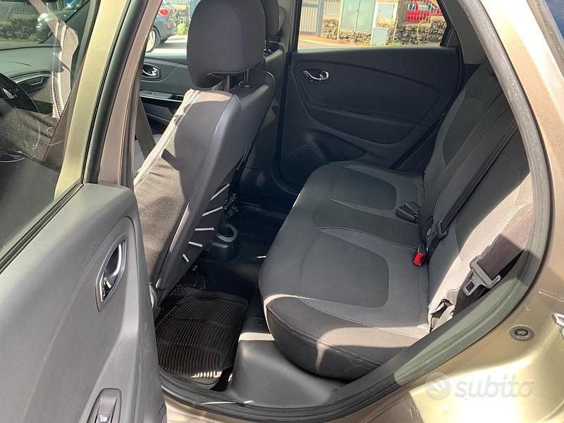 Usata Renault Captur 90 CV (66 kW) 2014 SUV