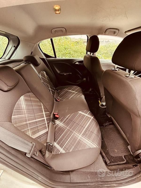 Usata Opel Corsa 75 CV (55 kW) 2015 Grigio Utilitaria