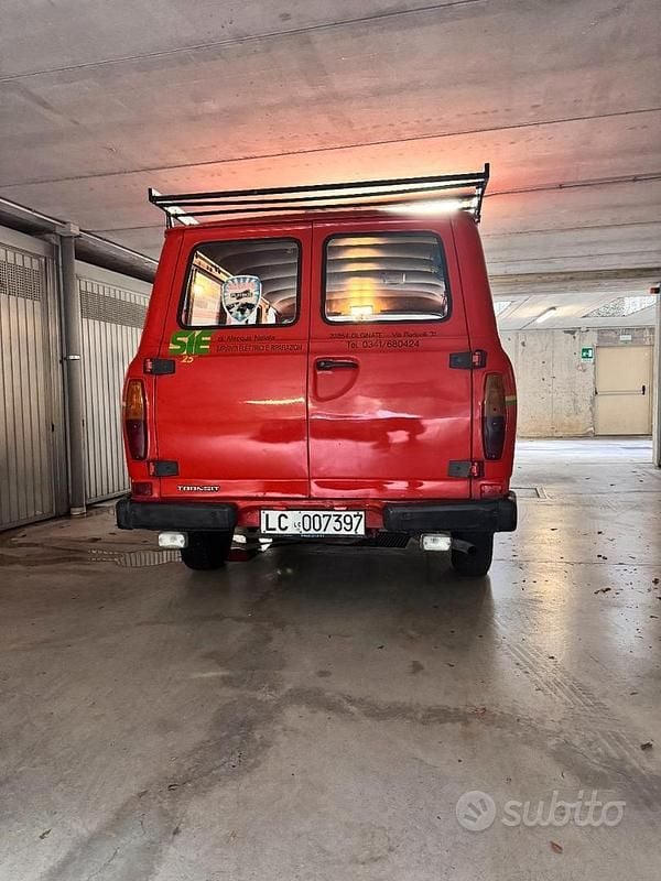 Occasion Ford Transit 1985 Rouge Berline