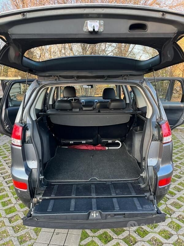 Usata Citroën C-Crosser 160 CV (117 kW) 2011 Grigio SUV