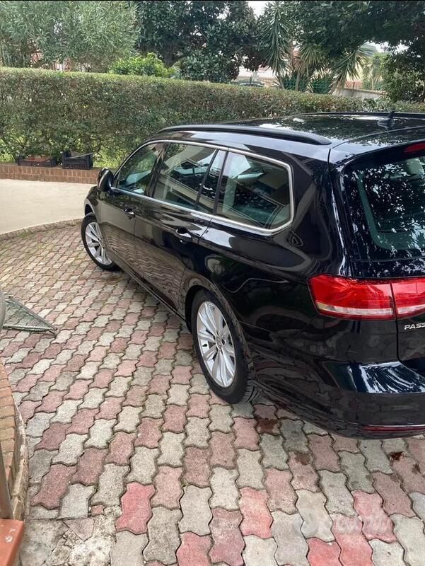 Usata VW Passat 140 CV (102 kW) 2017 Nero Station wagon