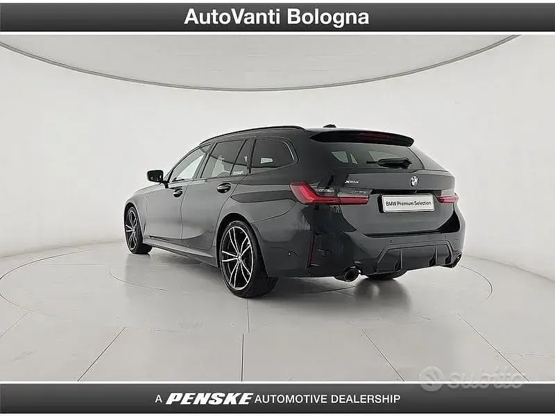 Usata BMW 320e Comfort Edition 190 CV (139 kW) 2023 Nero Station wagon