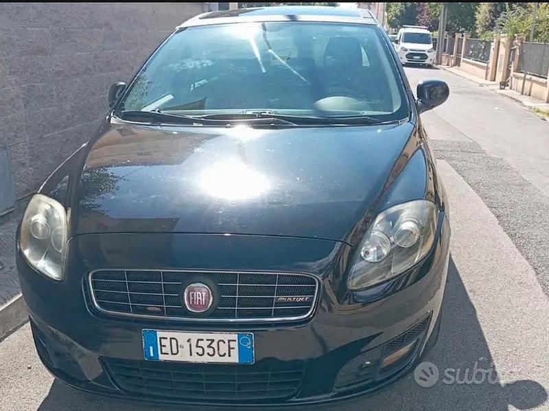 Usata Fiat Croma Dynamic 150 CV (110 kW) 2010 Nero Station wagon