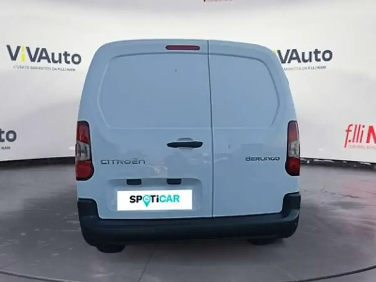 Usata Citroën Berlingo 131 CV (96 kW) 2025 Bianco Monovolume