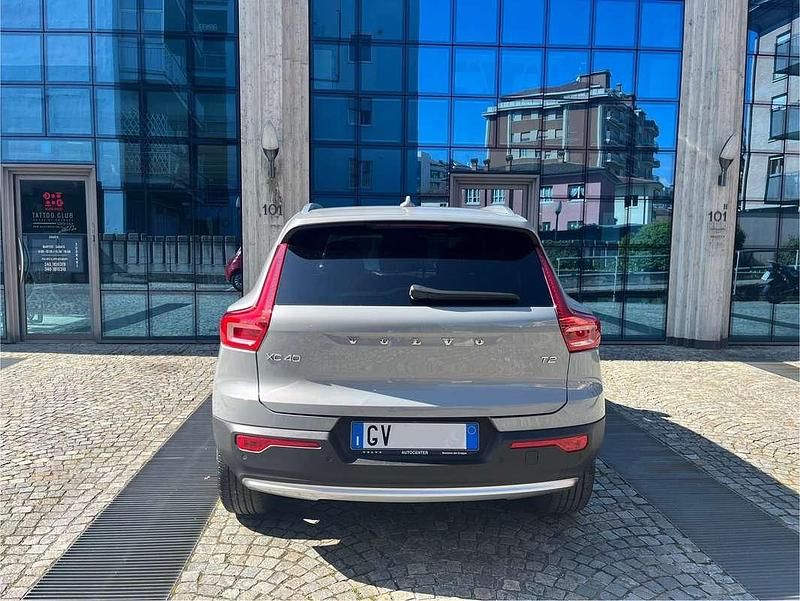 Usata Volvo XC40 Core 129 CV (94 kW) 2024 SUV
