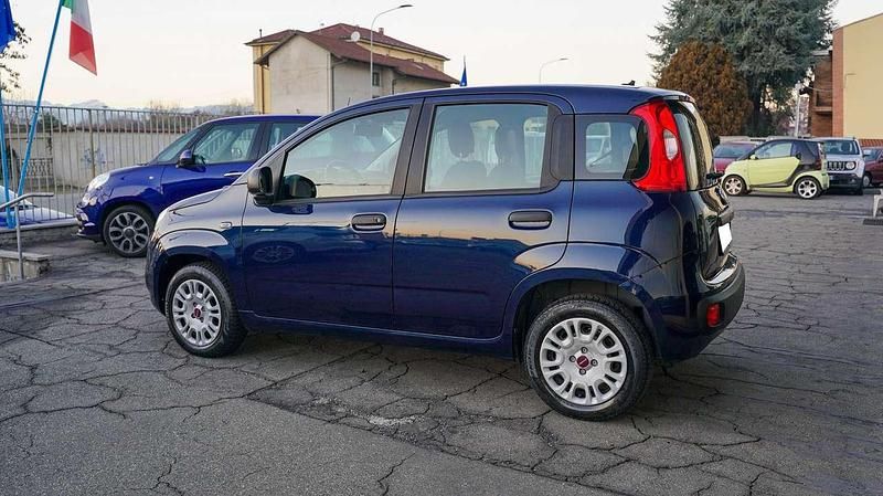Usata Fiat Panda 69 CV (50 kW) 2020 Blu Utilitaria