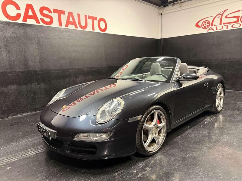 Usata Porsche 911 Carrera S Cabriolet 355 CV (261 kW) 2006 Grigio atlas Cabrio