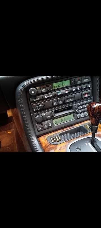 Usata Jaguar XK8 284 CV (208 kW) 2000 Argento Coupé