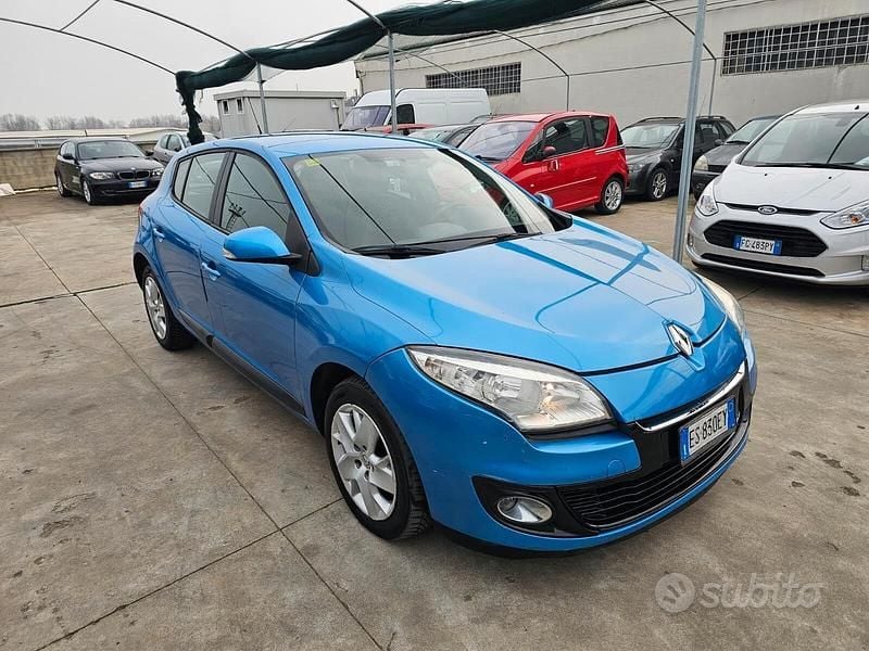 Usata Renault Mégane 110 CV (80 kW) 2013 Blu Berlina