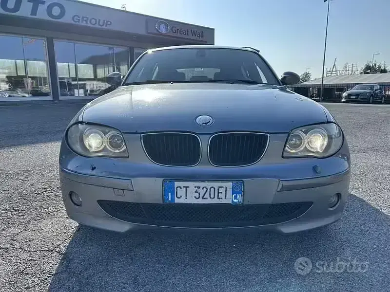 Usata BMW 120 163 CV (119 kW) 2005 Grigio Utilitaria