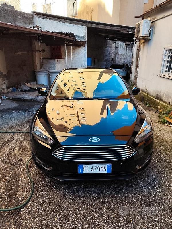 Usata Ford Focus Titanium S 120 CV (88 kW) 2016 Nero Berlina