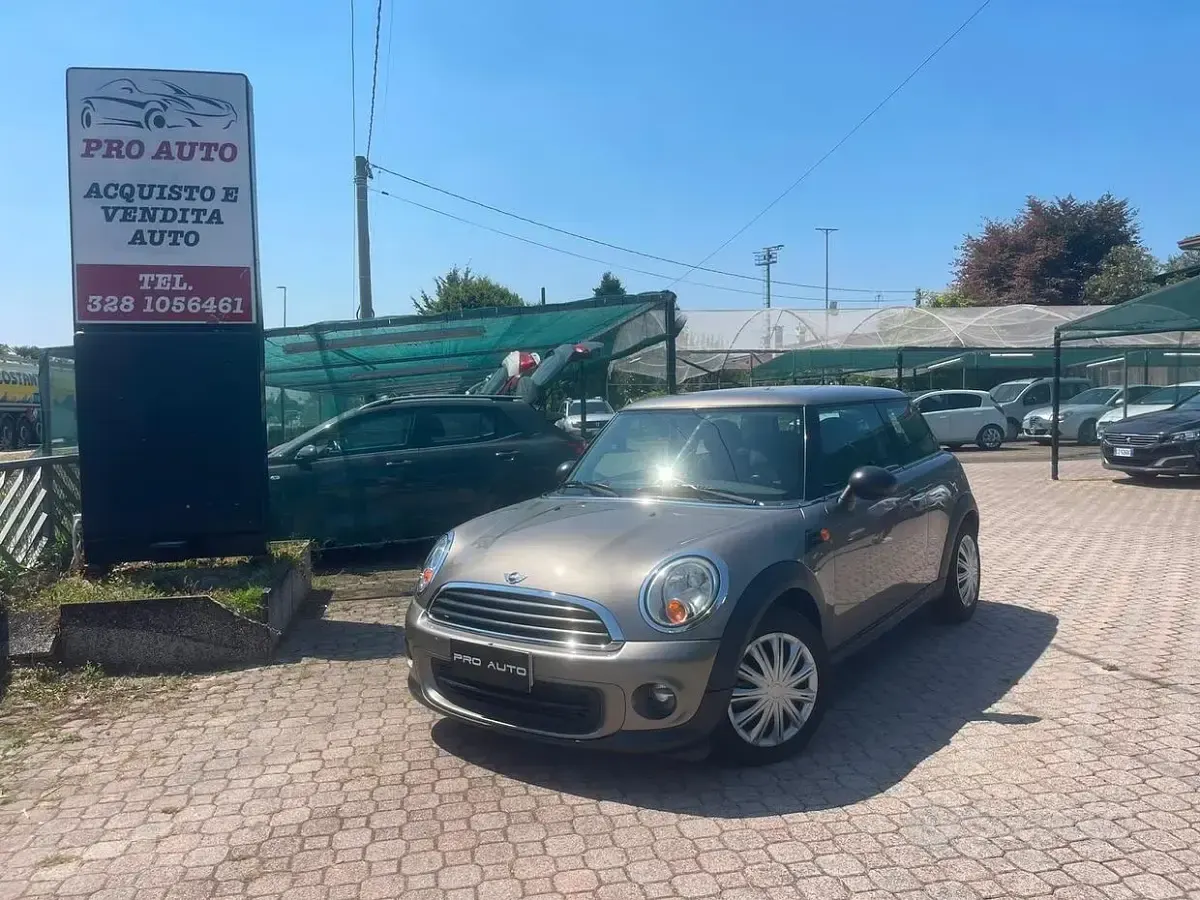 Usata Mini Cooper 75 CV (55 kW) 2011 Utilitaria