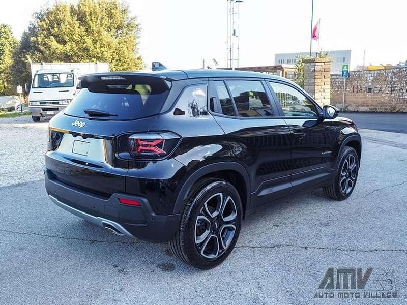 Usata Jeep Avenger Summit 101 CV (74 kW) 2024 Nero SUV