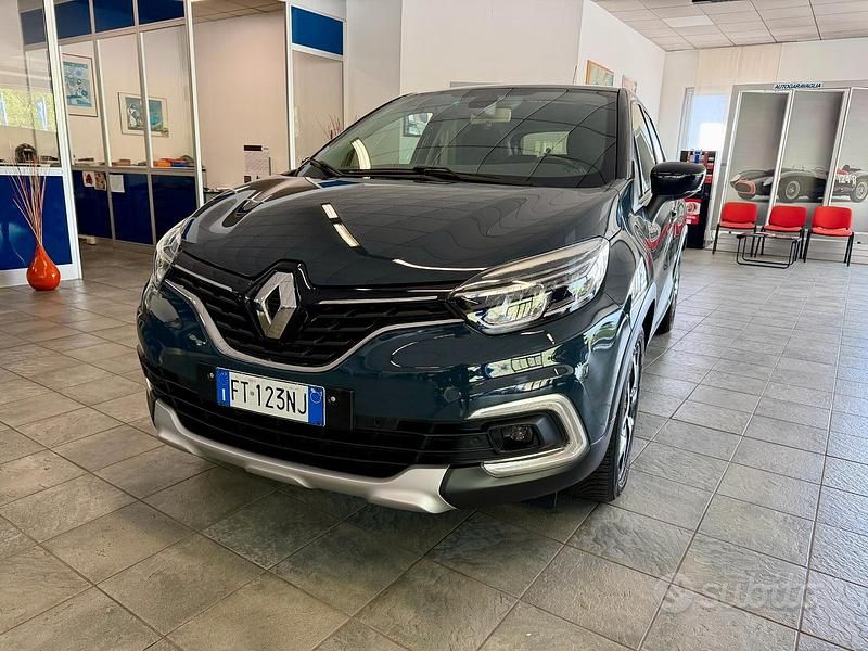 Usata Renault Captur 90 CV (66 kW) 2019 Blu SUV