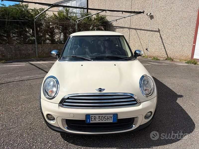 Usata Mini ONE 74 CV (54 kW) 2013 Bianco Utilitaria