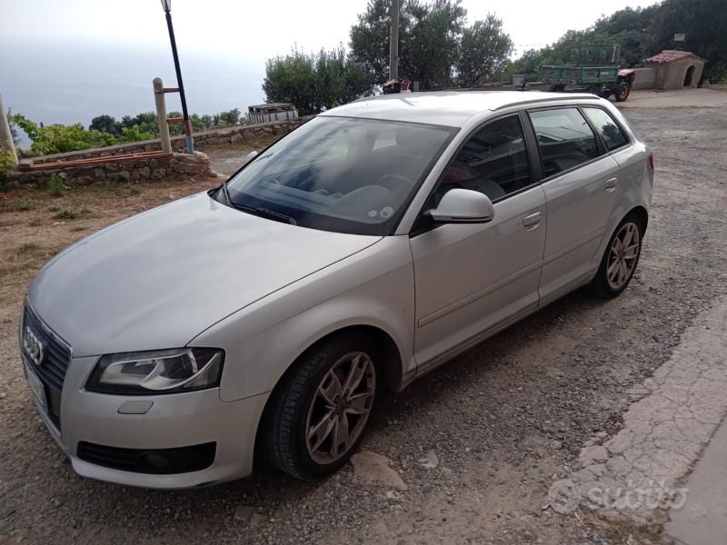 Usata Audi A3 105 CV (77 kW) 2010 Grigio Utilitaria