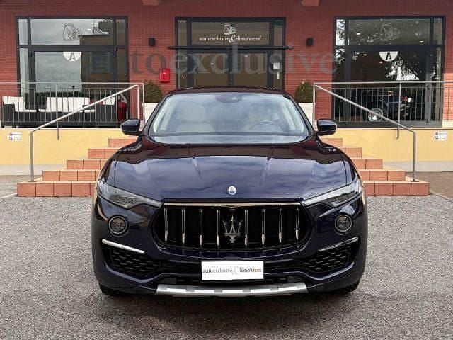 Usata Maserati Levante GranLusso 430 CV (316 kW) 2020 Blu passione SUV