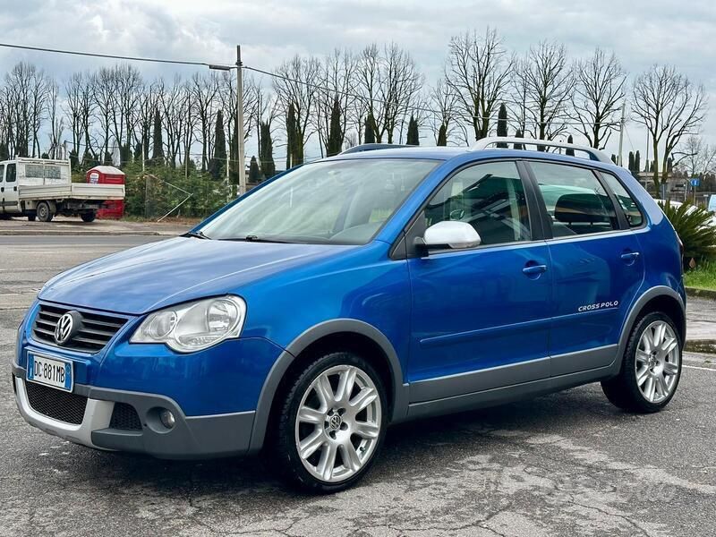 Usata 2006 VW Polo Cross Due volumi | 3950 € (Molto cara) - Immagine 1/4