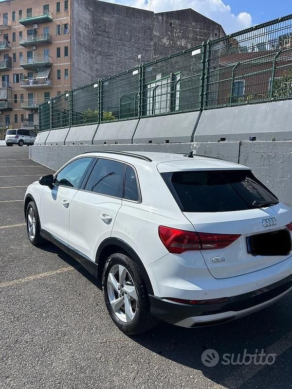 Bianco Usata 2019 Audi Q3 Sport SUV | 26.000 € (Molto cara) - Immagine 1/4