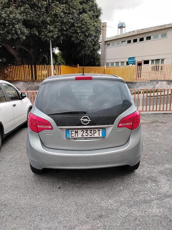 Usata Opel Meriva 2012 Monovolume
