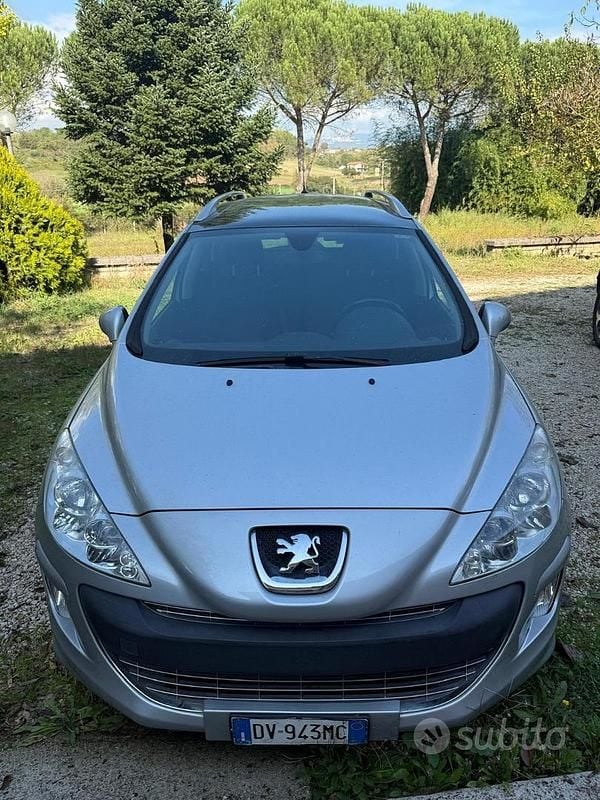 Usata 2009 Peugeot 308 Premium Station wagon | 2850 € (Super prezzo) - Immagine 1/4
