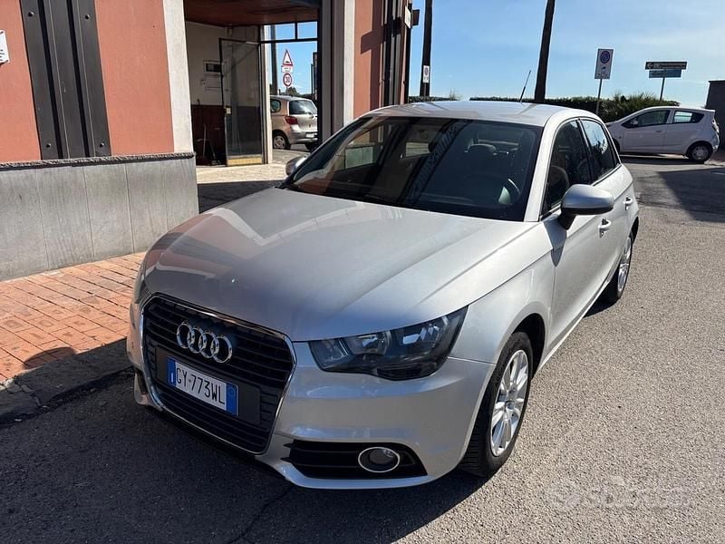 Usata Audi A1 Sportback Attraction 105 CV (77 kW) 2013 Grigio Utilitaria