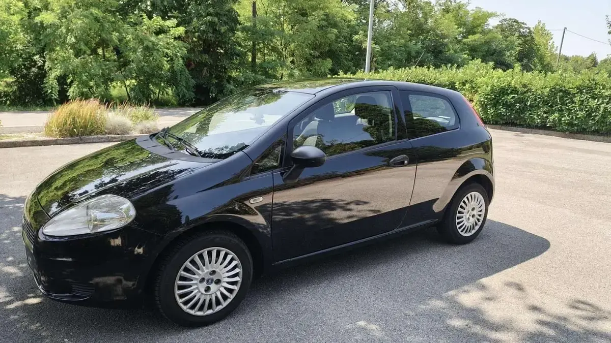 Usata Fiat Grande Punto Dynamic 65 CV (47 kW) 2007 Utilitaria