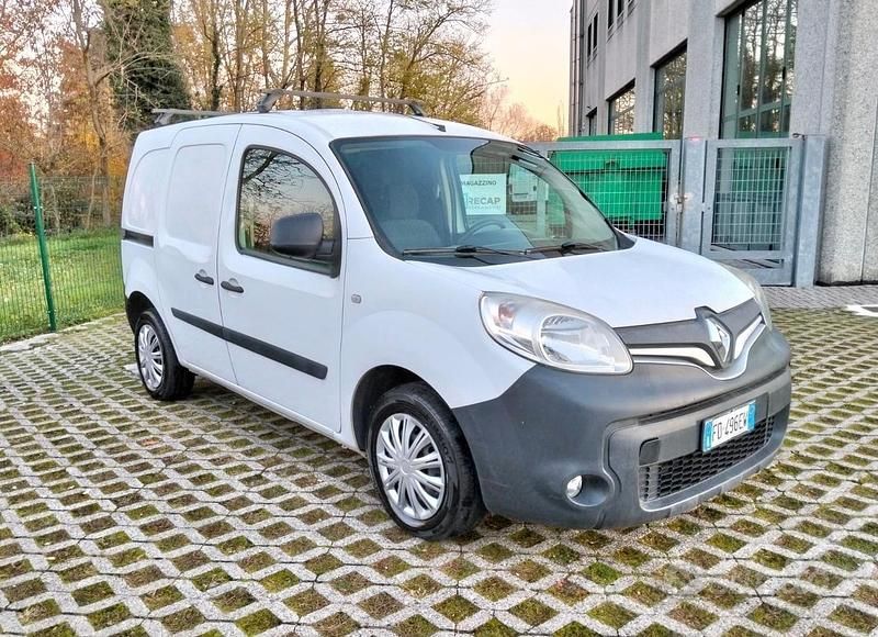 Usata Renault Kangoo 90 CV (66 kW) 2016 Bianco Monovolume