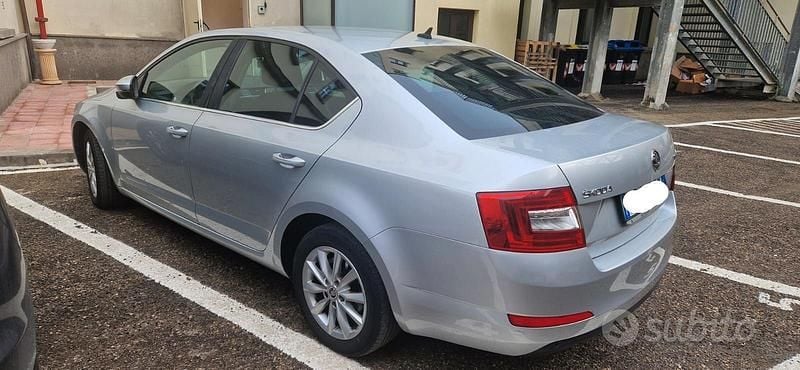 Usata Skoda Octavia 2016 Grigio Berlina