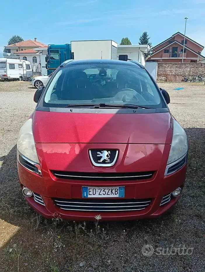 Usata Peugeot 5008 163 CV (119 kW) 2010 Rosso Monovolume