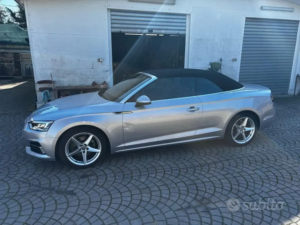 Usata Audi A5 Cabriolet S-Line 170 CV (125 kW) 2019 Grigio Cabrio