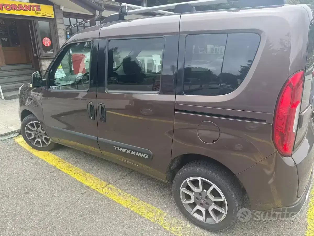 Usata Fiat Doblò Trekking 120 CV (88 kW) 2015 Monovolume