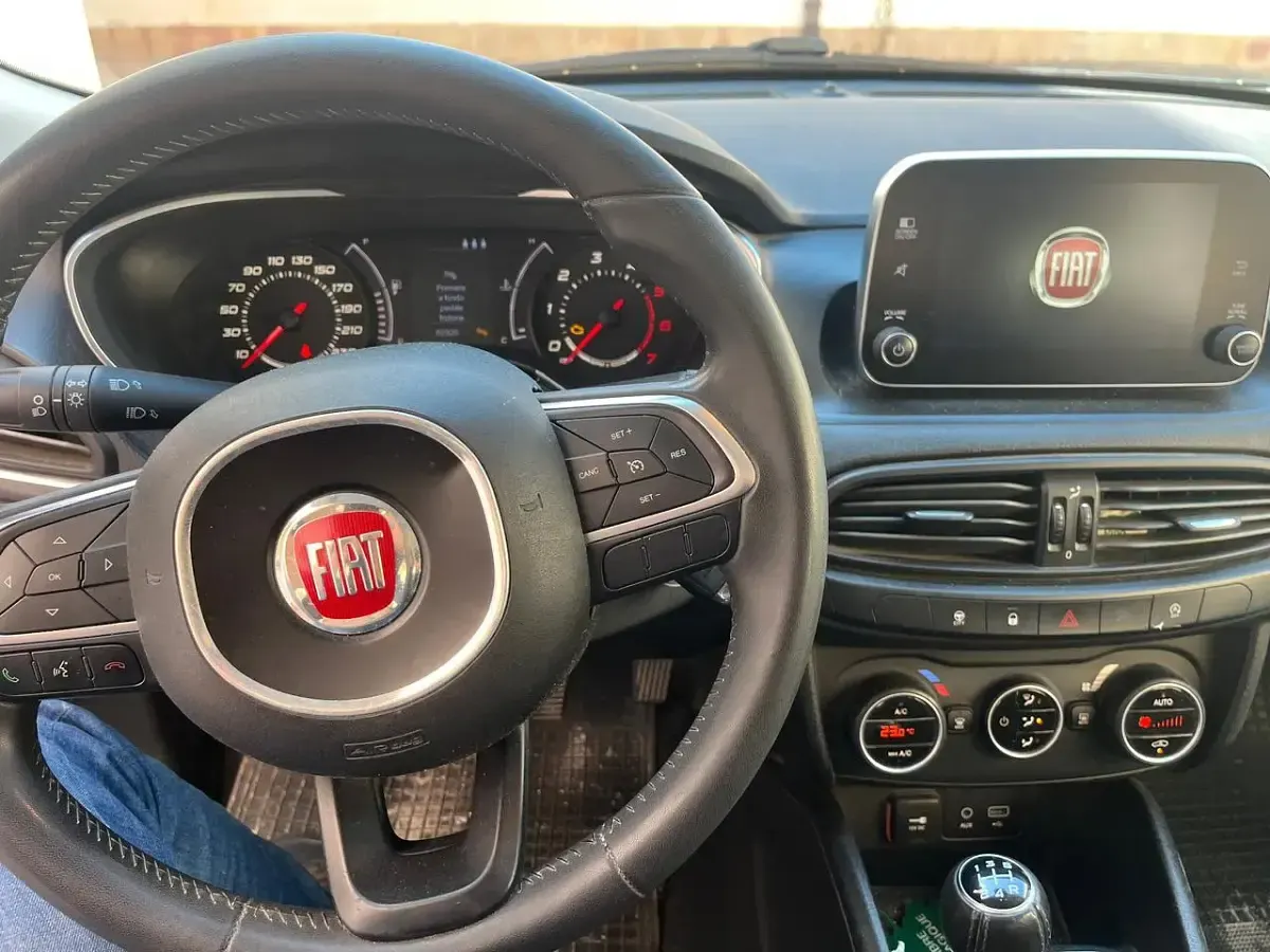 Occasion Fiat Tipo Lounge 95 ch (69 kW) 2016 Bleue Berline