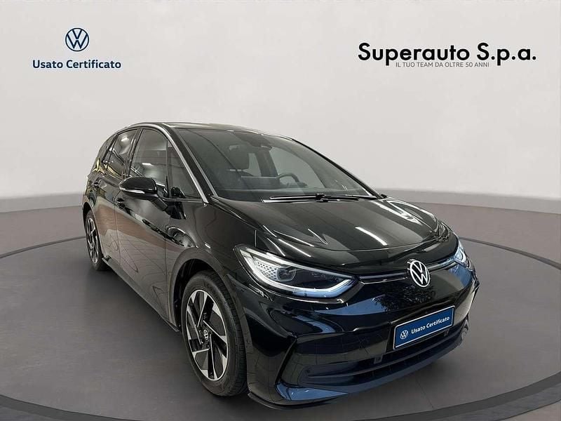 Usata VW ID.3 Pro 150 kW (204 CV) 2023 Nero Utilitaria