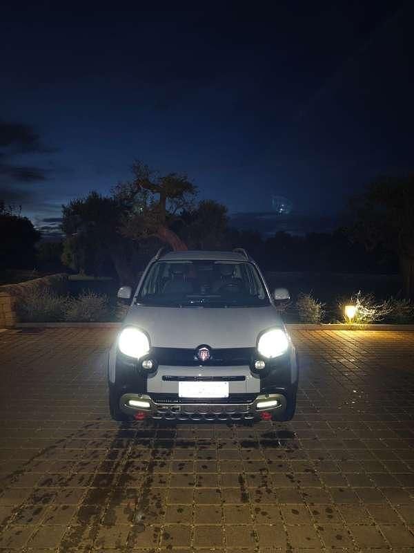 Usata 2018 Fiat Panda Cross Cross Due volumi | 12.500 € (Super prezzo) - Immagine 1/4