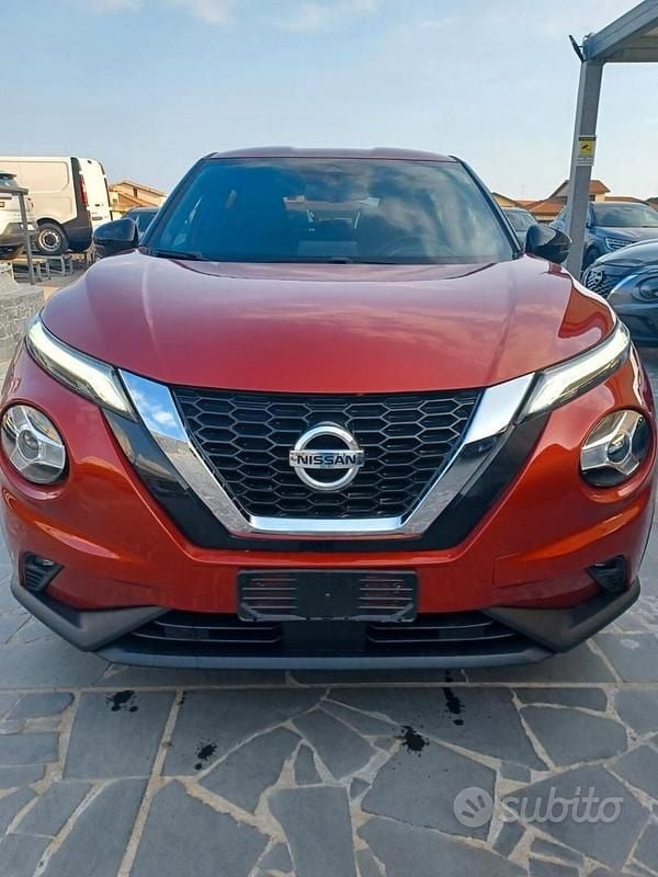 Usata Nissan Juke N-Connecta 117 CV (86 kW) 2020 Rosso SUV