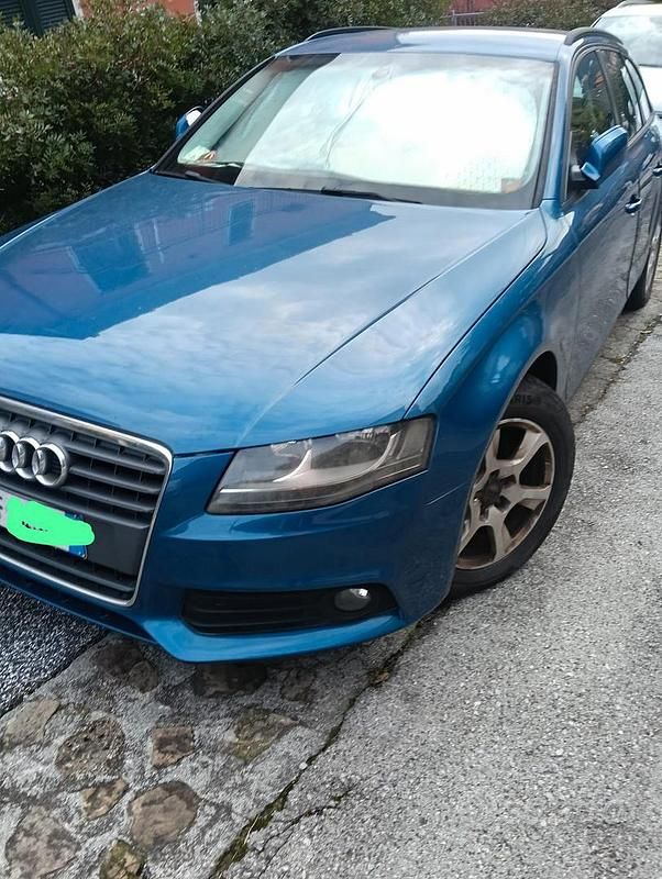 Usata Audi A4 2010 Blu Station wagon