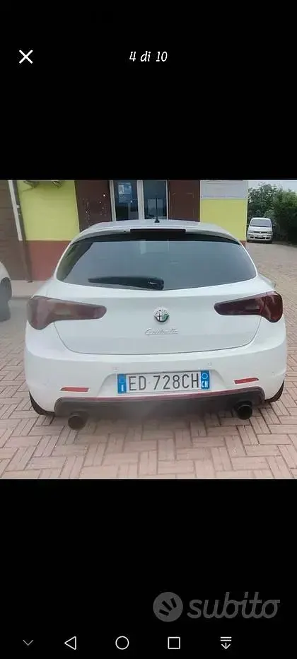 Usata Alfa Romeo Giulietta Quadrifoglio Verde 235 CV (172 kW) 2010 Bianco Utilitaria
