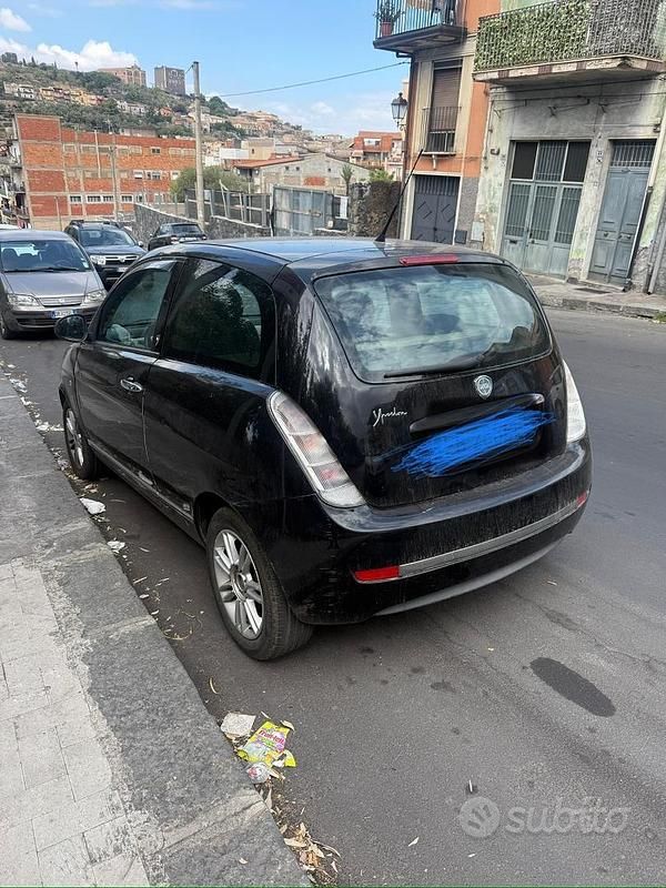 Usata Lancia Ypsilon 60 CV (44 kW) 2009 Nero Utilitaria