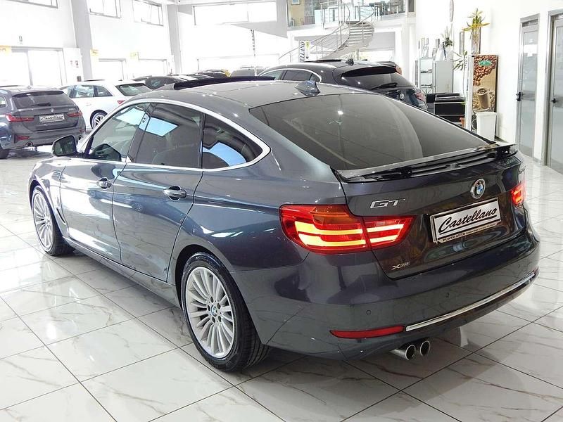Usata BMW 320 Gran Turismo Luxury Line 190 CV (139 kW) 2015 Grigio Berlina