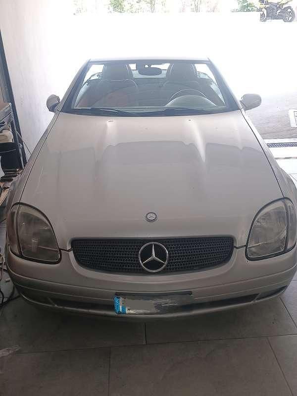Grigio Usata 2001 Mercedes SLK200 Cabrio | 4800 € (Super prezzo) - Immagine 1/4