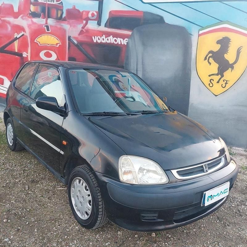 Usata Honda Logo 65 CV (47 kW) 2000 Nero Utilitaria