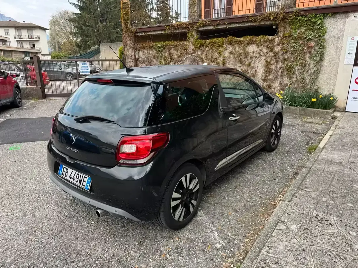 Occasion Citroën DS3 So Chic 90 ch (66 kW) 2010 Noir Citadine