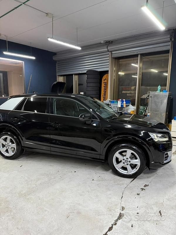 Usata Audi Q2 116 CV (85 kW) 2019 Nero SUV