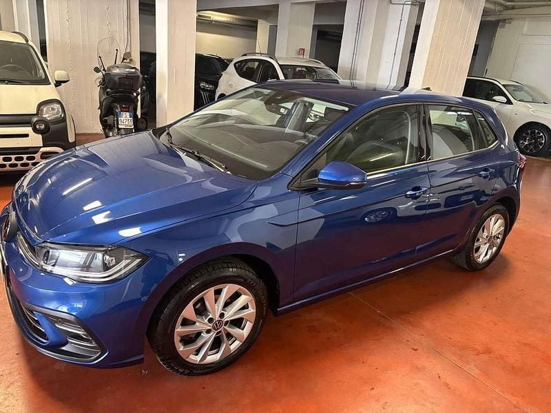 Usado VW Polo Style 95 HP (69 kW) 2025 Azul Citadino