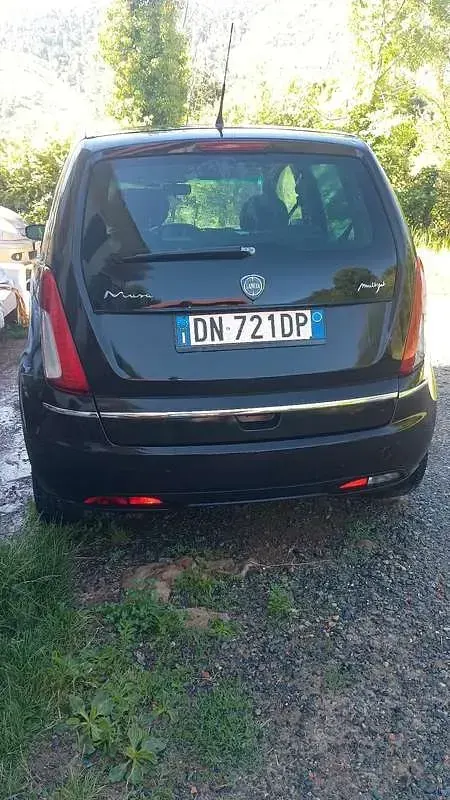 Usata Lancia Musa 101 CV (74 kW) 2008 Monovolume